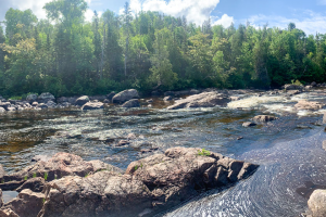 Lake Superior – Pinguisibi (Sand River) Trail